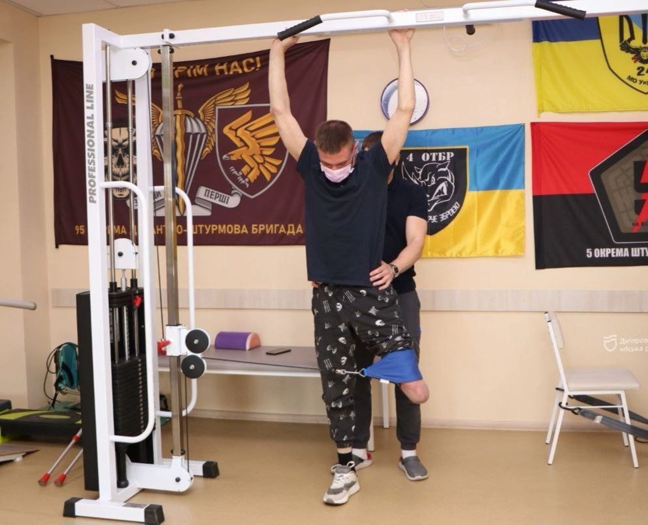 Реабилитационный центр Днепра лечит военных после тяжелых ранений