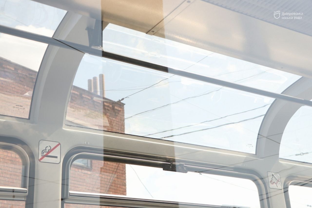 У Дніпрі курсуватиме нова партія трамваїв з німецького Лейпцига: як виглядає транспорт (фото)