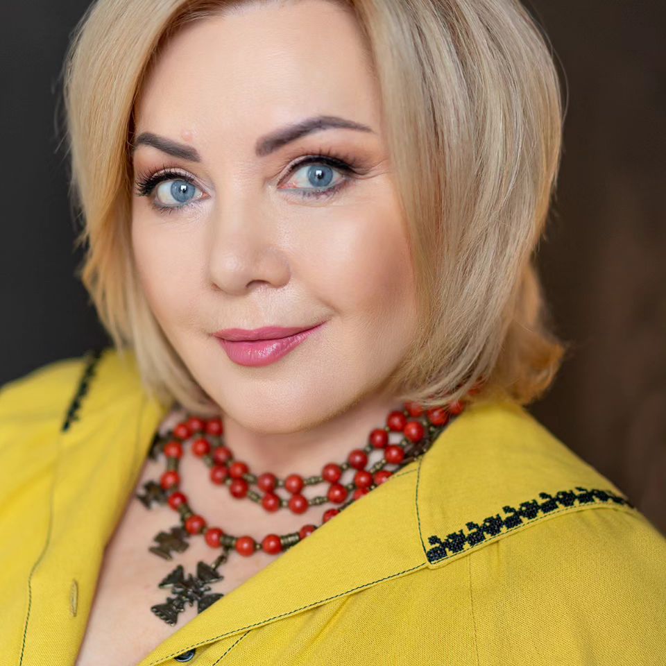 Оксана Білозір зізналася, як заробляє під час війни та яку суму витрачає на місяць