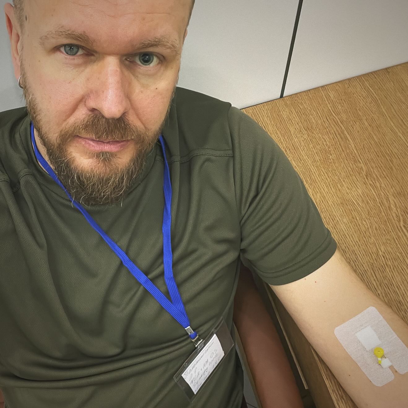 Кумири мільйонів - у формі ЗСУ. Знаменитості, які проміняли червоні доріжки на окопи ще у 2022 році