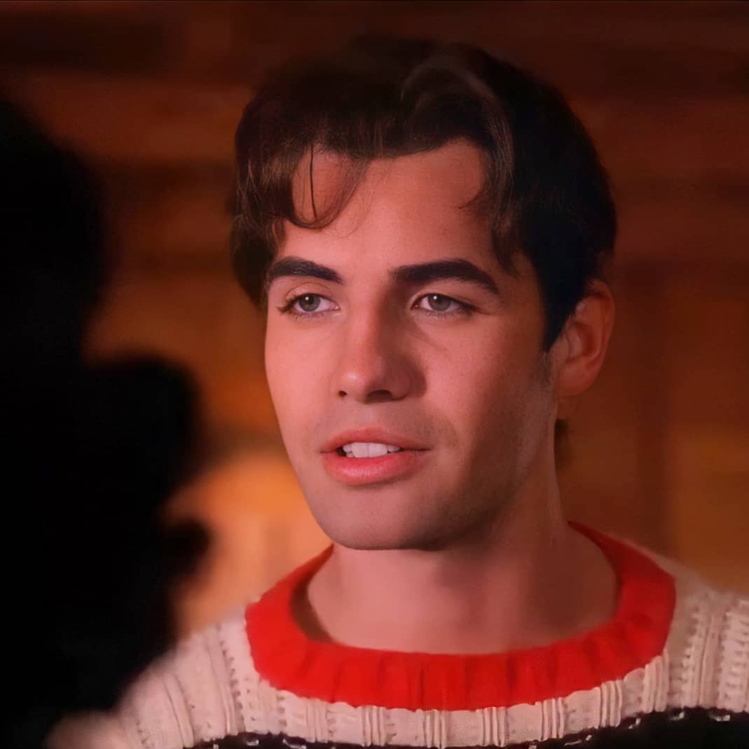 30 років потому: який вигляд сьогодні  має головний красунчик серіалу "Твін Пікс"