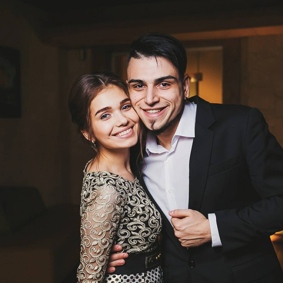 Такими вы их не видели: как выглядели Саша Бо и Игорь Пустовит до того, как стали мегапопулярными (фото)