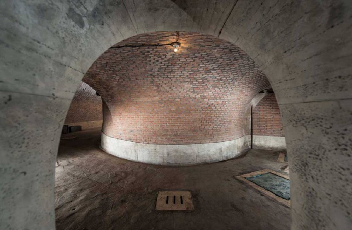 Як виглядають бомбосховища в різних країнах світу: фотопідбірка