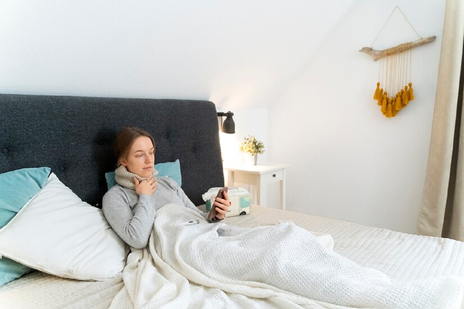 Щоб не заразити інших. Як правильно прибирати в домі, коли там хтось хворіє