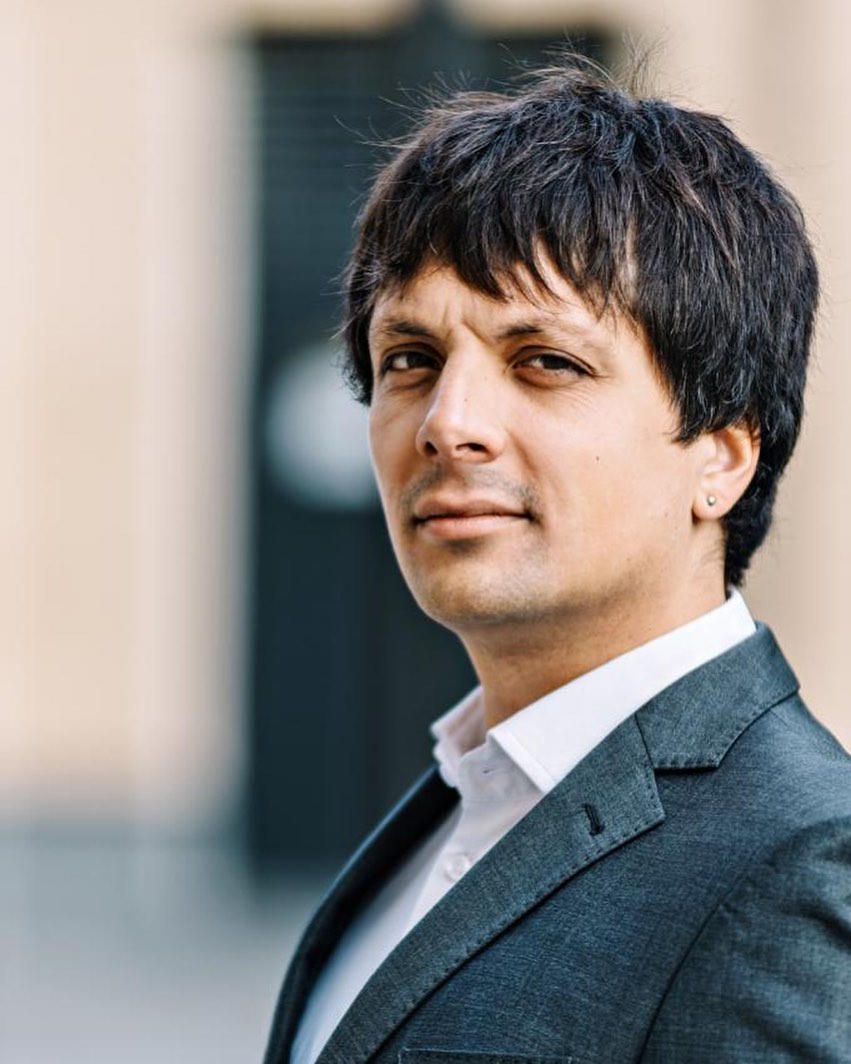 Юля Мендель впервые показала своего бойфренда на милых фото: "Влюбляюсь в тебя каждый день"