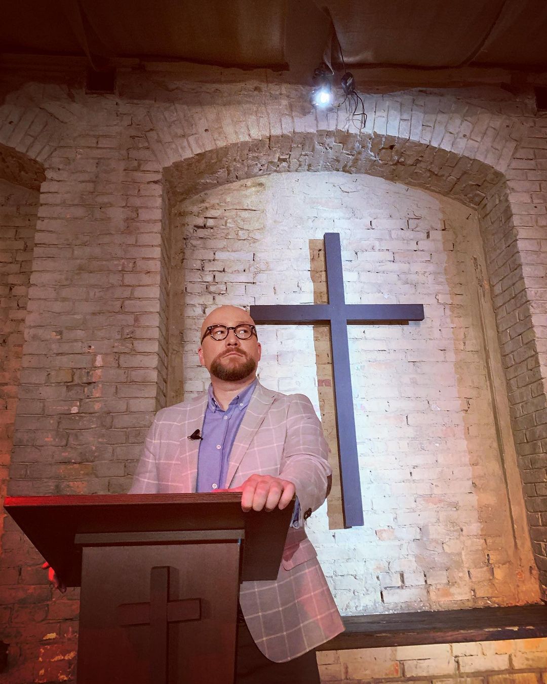 Ведущий "Битвы экстрасенсов" оказался на грани жизни и смерти: без мистики не обошлось