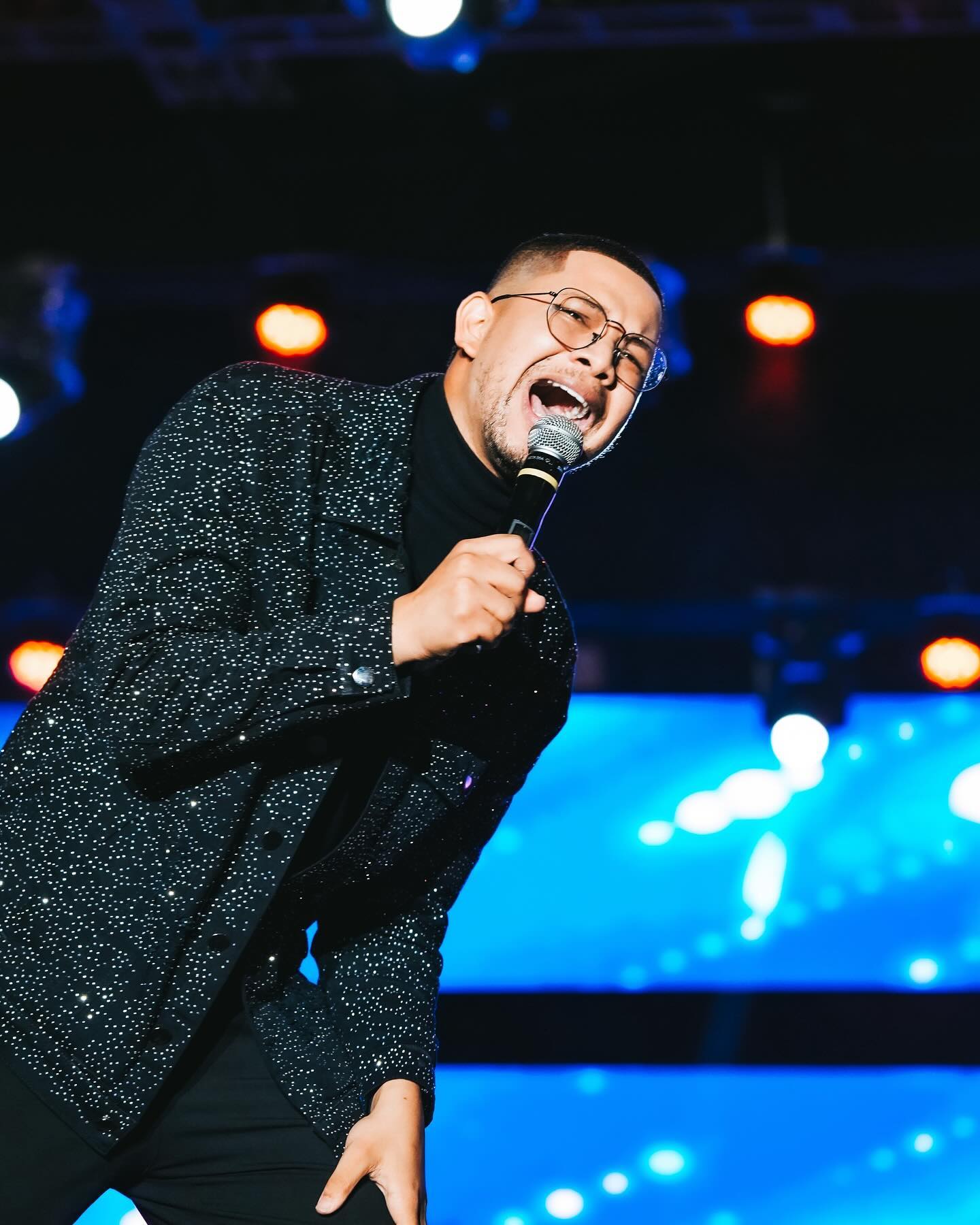 Йому було всього 30 років. Відомий бразильський співак помер на сцені