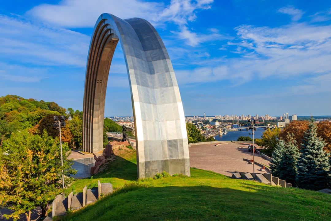 Перший фестиваль відеокліпів запрошує юних співаків