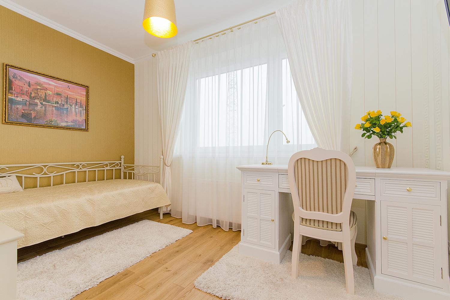 Які предмети та акценти в інтер'єрі "зігріють" вас взимку