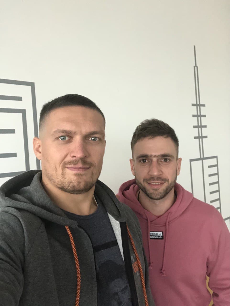 Джошуа почне задихатися: коментатор дав сміливий прогноз на найочікуваніший бій Усика