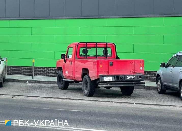 В Киеве заметили первый "китайский Хаммер": сколько он стоит