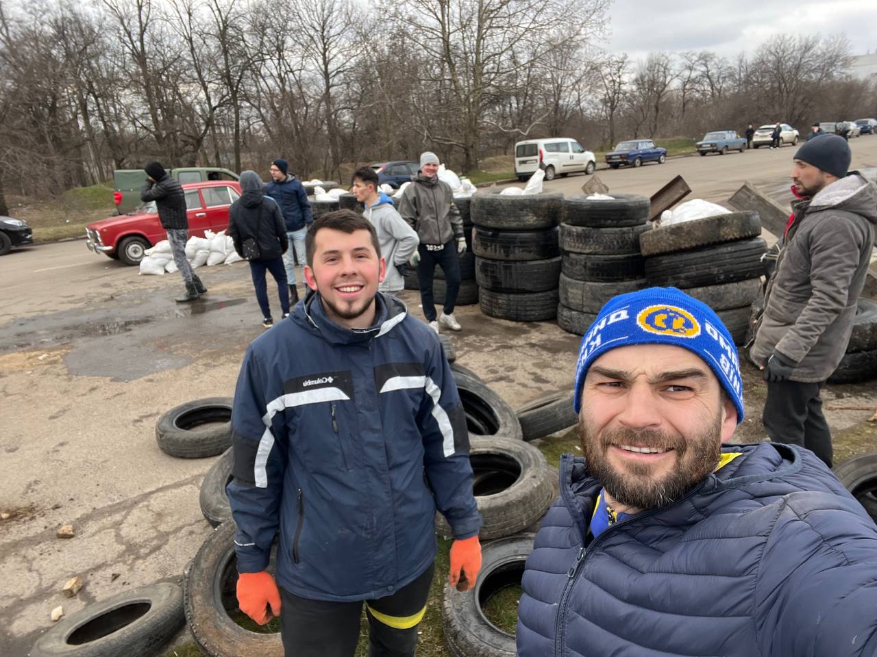 Трансформации войны: из вице-чемпионов мира в парном спорте в волонтеры огромной команды