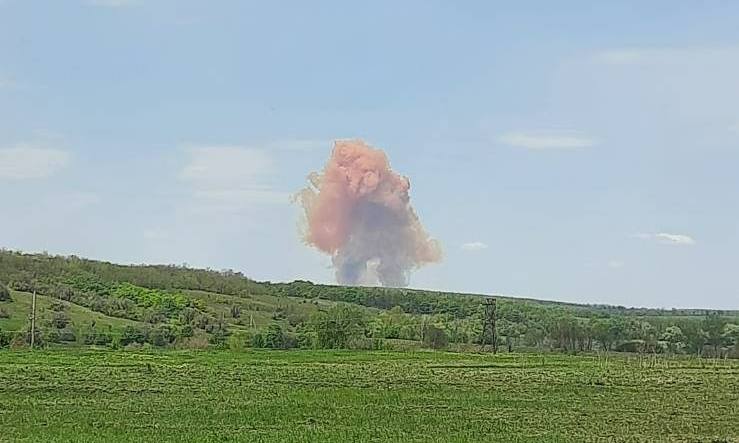 Под Краматорском оккупанты обстреляли склад с аммиачной селитрой