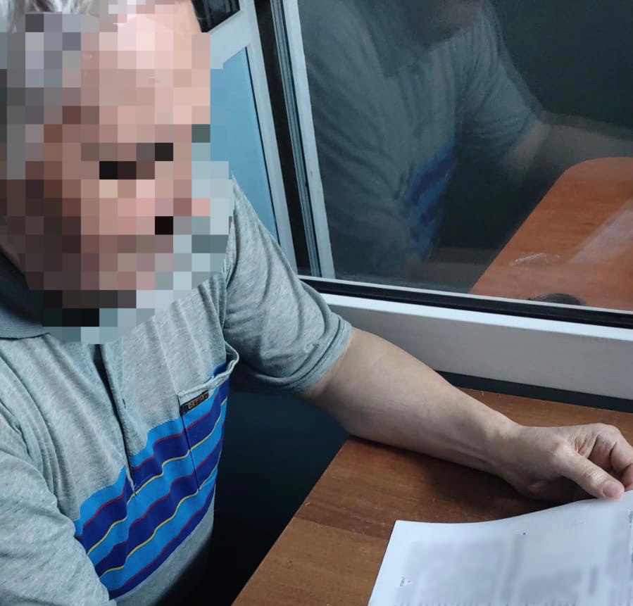 В Киеве в трамвае похотливый пенсионер-россиянин приставал к 10-летнему мальчику