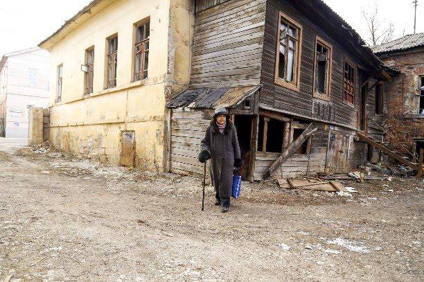 Тульская область РФ хочет "отстраивать Мариуполь", пока сами туляки выживают в бараках (фото)