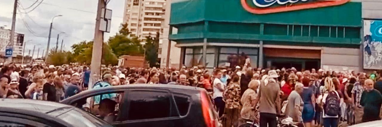 В Мариуполе - катастрофа с едой: появилось показательное фото