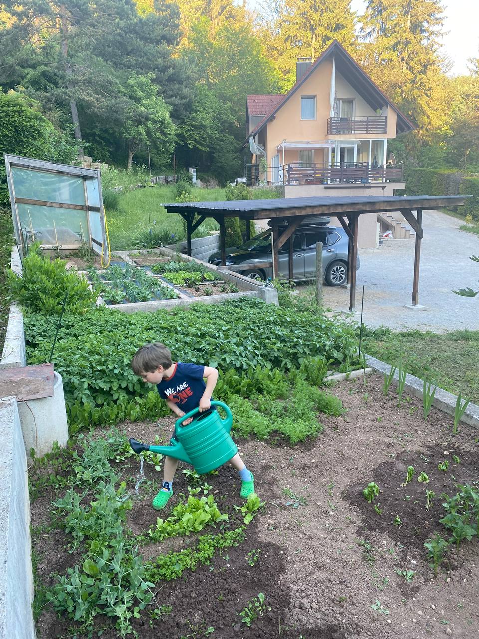 "Из-за комплекса неполноценности возникает иллюзия, будто в Европе жизнь лучше": украинские беженцы – о жизни за границей