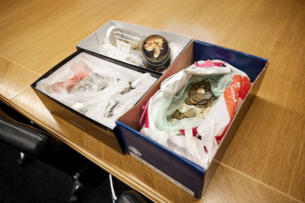 Школьник из Киева передал для ВСУ 10 тысяч гривен, которые собирал 4 года (фото)