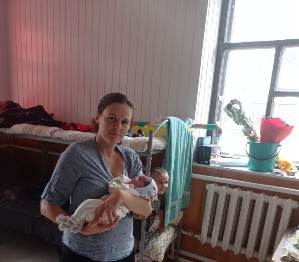 В Украине переселенцам находят бесплатное жилье и работу: куда обращаться за помощью