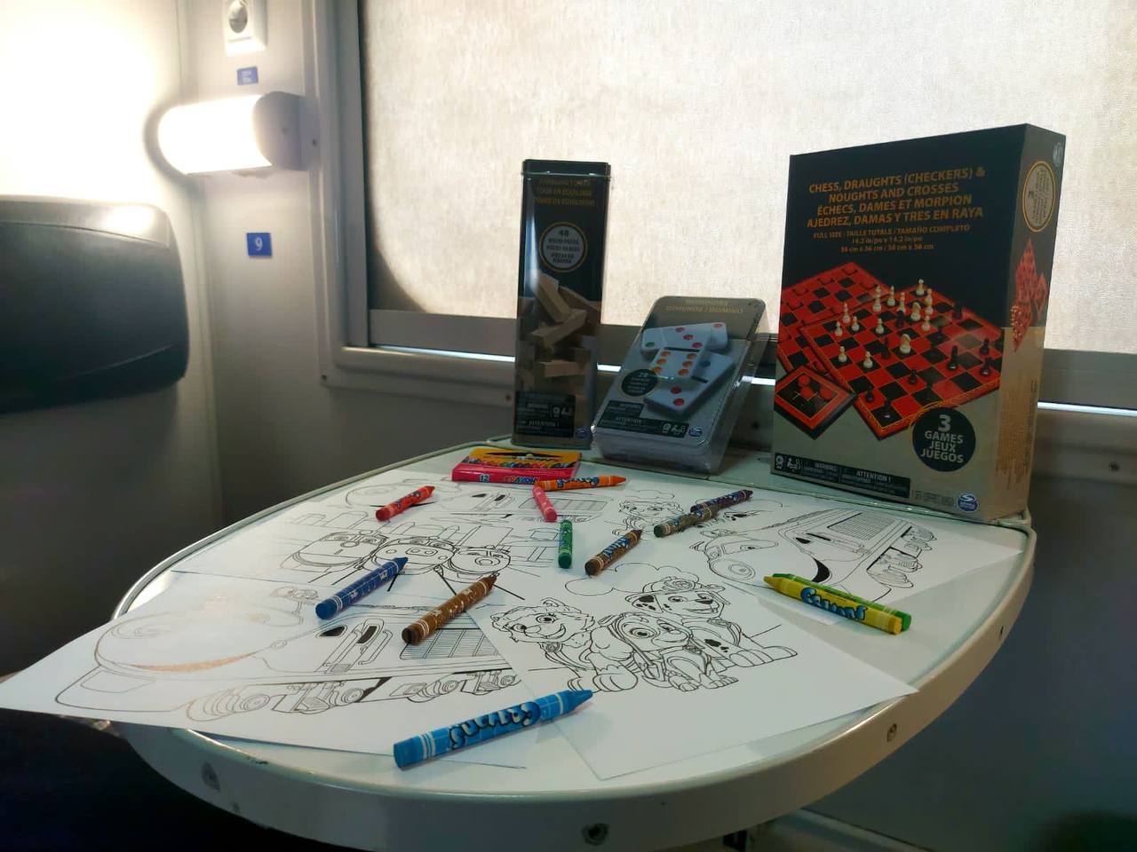 Дитячі зони на вокзалах та ігротека у вагонах: УЗ порадувала нововведенням для маленьких пасажирів