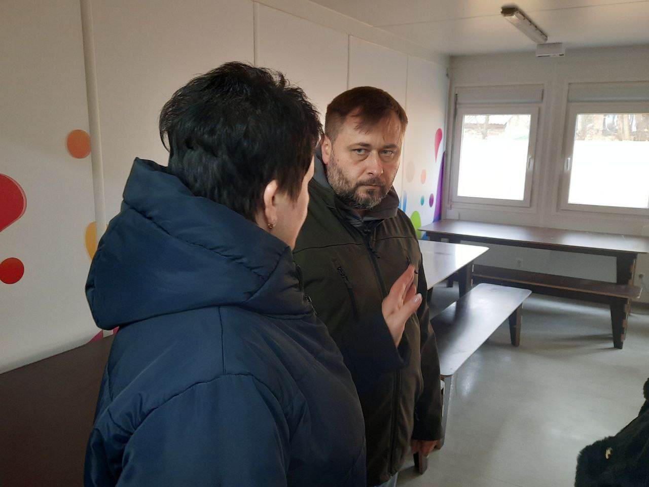 Готові до зими і відключень світла: під Києвом відкрили нові модульні містечка (фото)