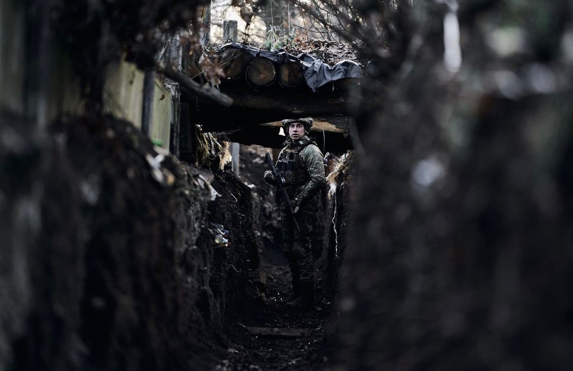 ЗСУ показали, як готуються святкувати Різдво під обстрілами: фото незламності