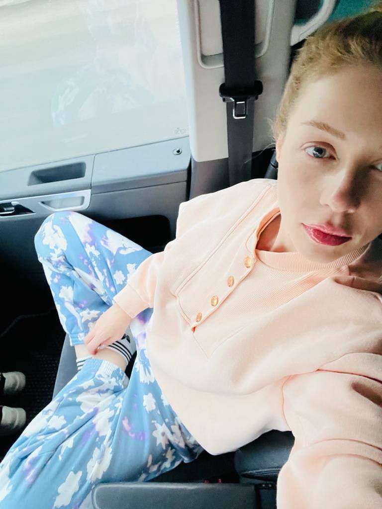 Дивіться, як насправді виглядає Тіна Кароль без макіяжу (фото)