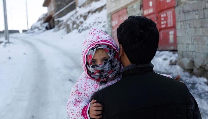 Афганістан замело снігом, морози до -34. Країні загрожує голод: фото і відео