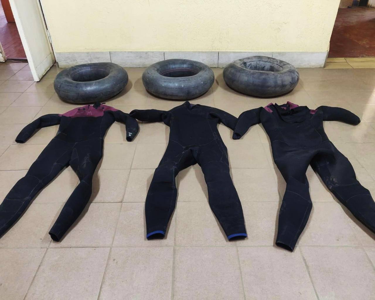 ДПСУ затримала ухилянтів, які хотіли втекти до Румунії, "озброївшись" гідрокостюмами