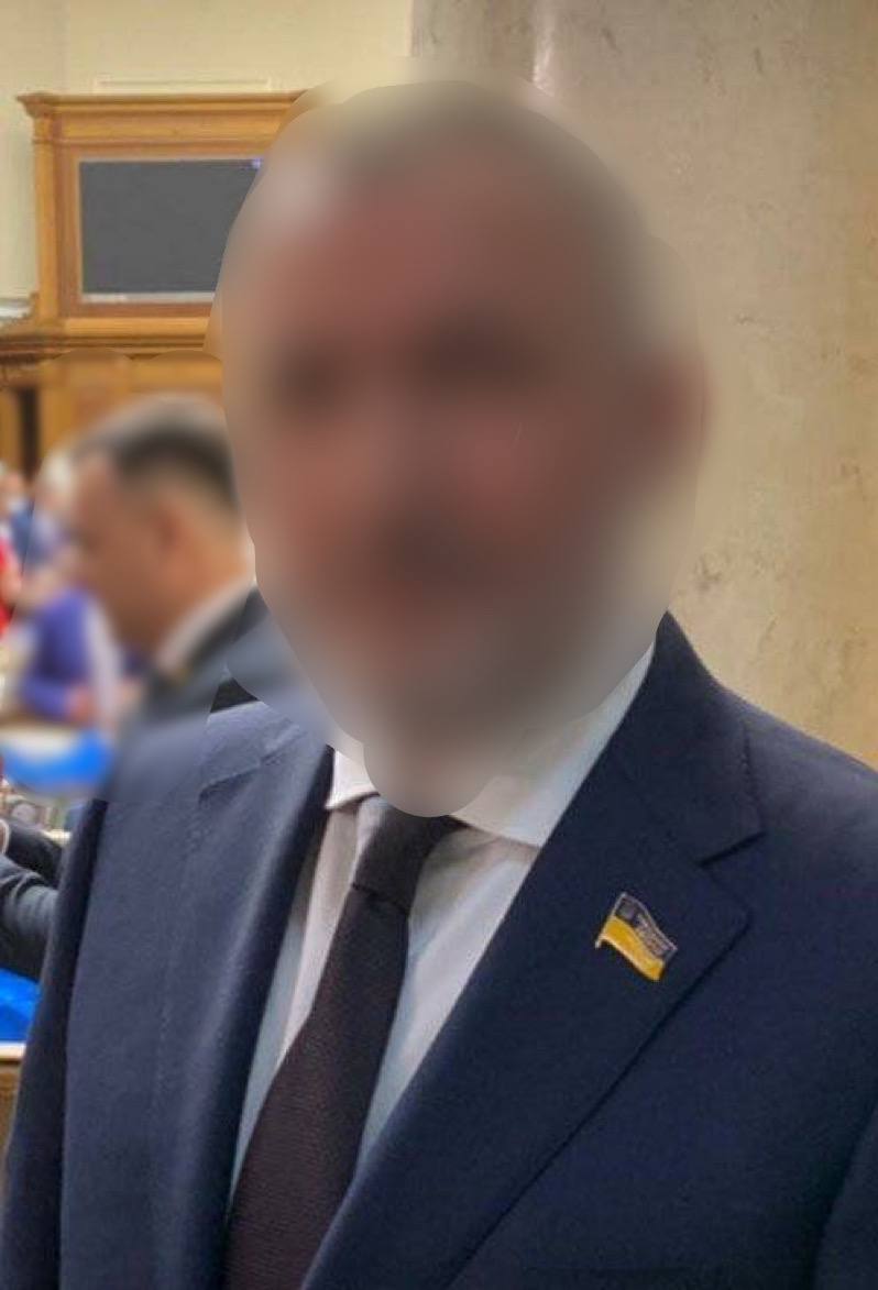В Україні заочно заарештували колишнього нардепа від ОПЗЖ Рената Кузьміна, підозрюваного у держзраді