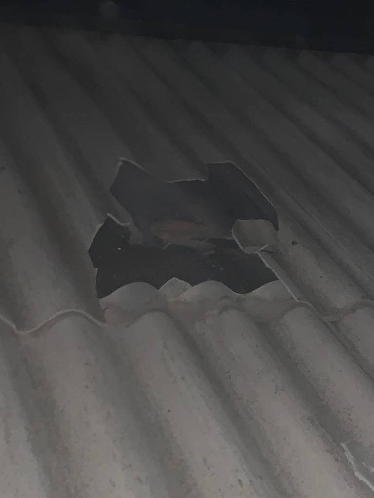 Атака на Киев: первые подробности о последствиях падения обломков