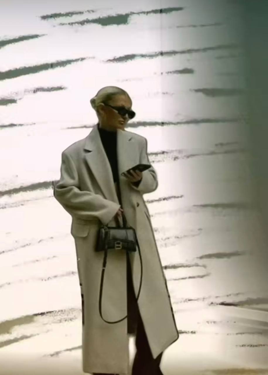 Андре Тан назвав головні тренди верхнього одягу: фотопідбірка