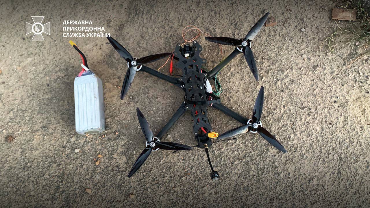 Прикордонники "затрофеїли" дрон окупантів на Запорізькому напрямку