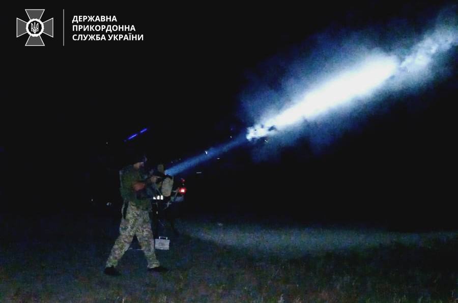 Прикордонники вночі збили п'ять "Шахедів" на півдні (фото)