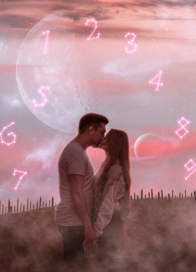 Астролог пояснила, що таке кармічні стосунки і навіщо вони приходять в наше життя