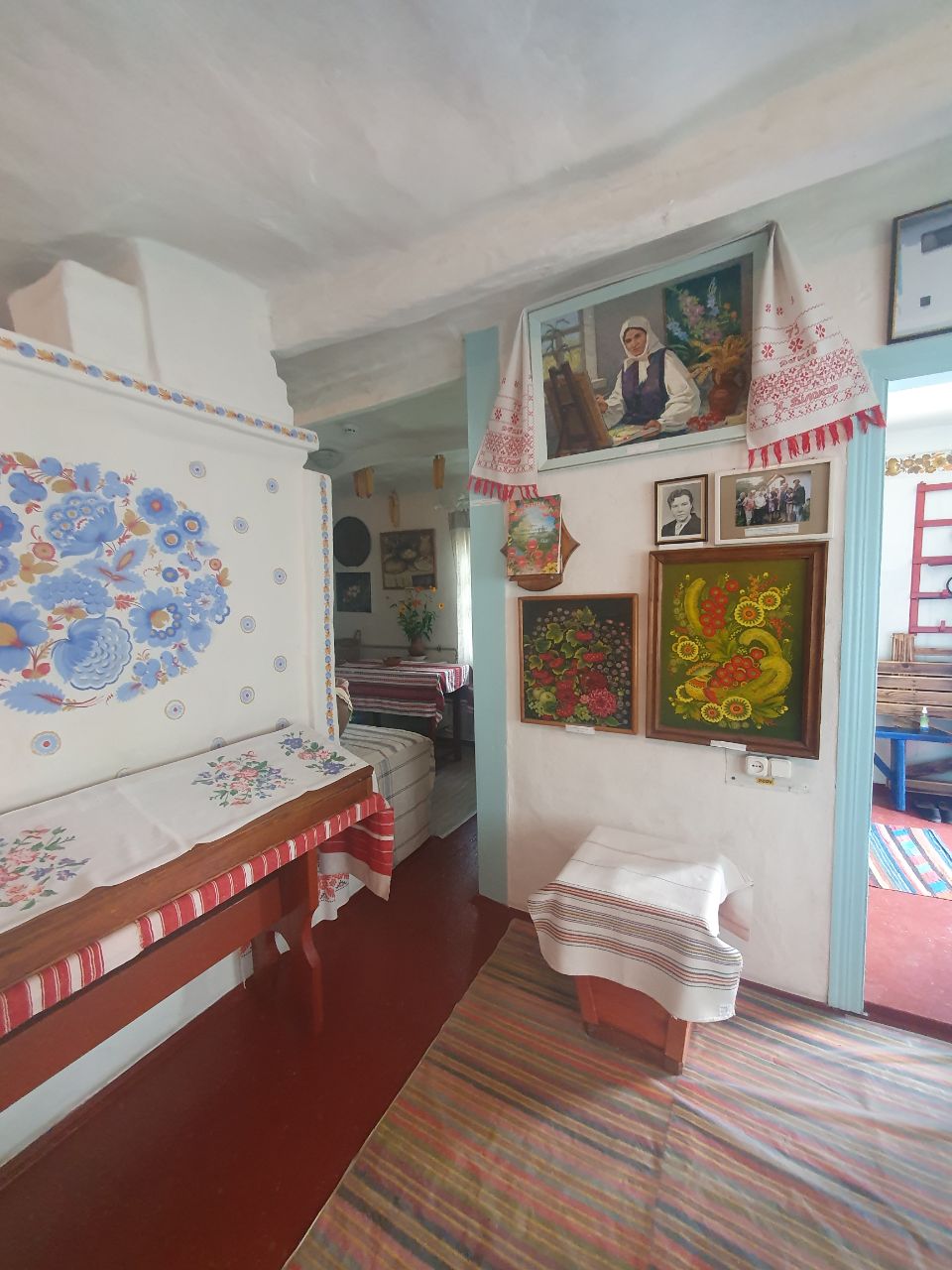 Підкорила самого Пікассо. Хто така Катерина Білокур та як вона творила найкращі картини (фото)