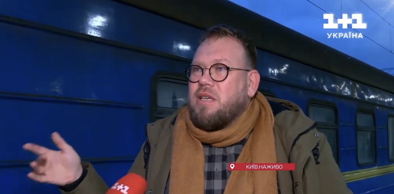 "Почався жах, обстріли": провідниця розповіла про момент удару РФ по вокзалу в Херсоні