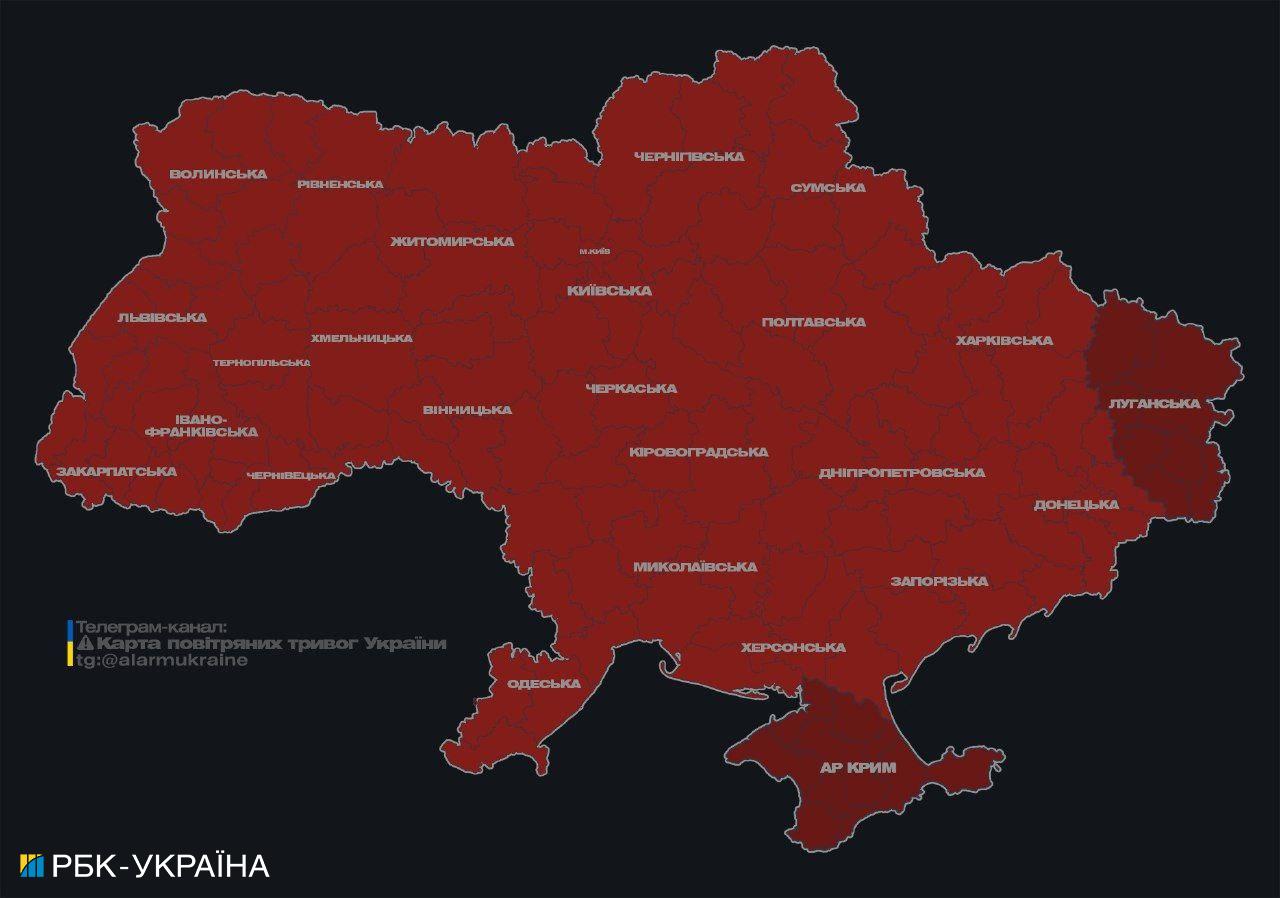 По всій Україні повітряна тривога. У РФ злетів винищувач МіГ-31К