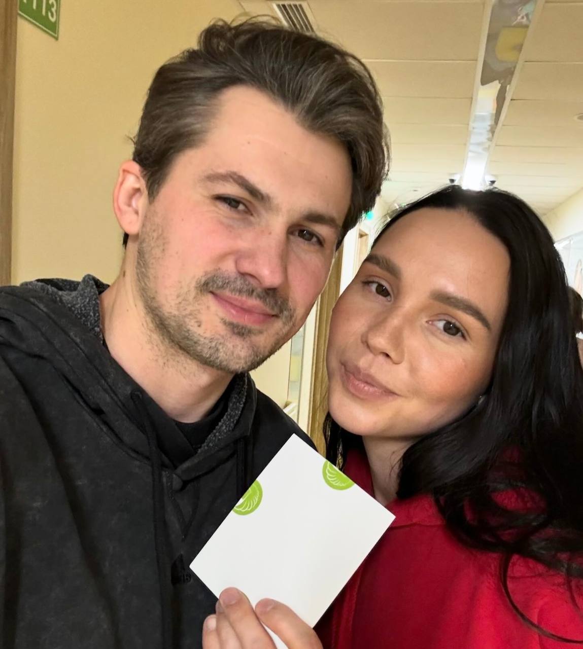 "Наше кошенятко": Євген Кот і Наталія Татарінцева розсекретили стать майбутньої дитини (відео)