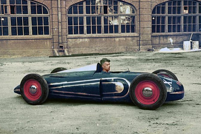 З двигунами від винищувачів та вертольотів: підбірка унікальних гоночних авто з Харкова