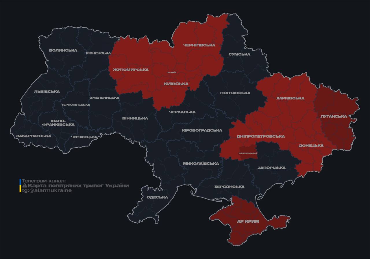 Ворог атакує Київську область безпілотниками, працює ППО