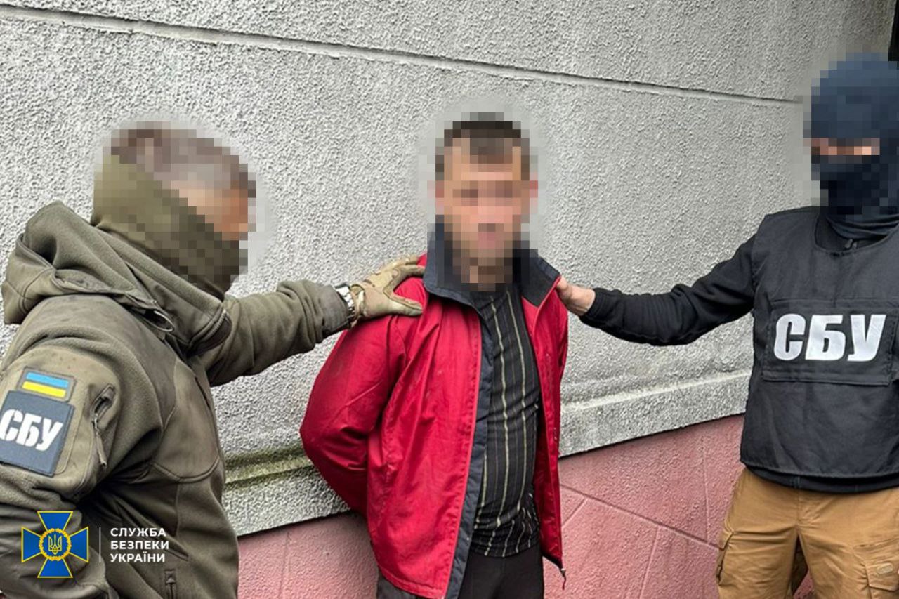 "Сливал" позиции ВСУ под Бахмутом: агент военной разведки РФ получил 15 лет тюрьмы