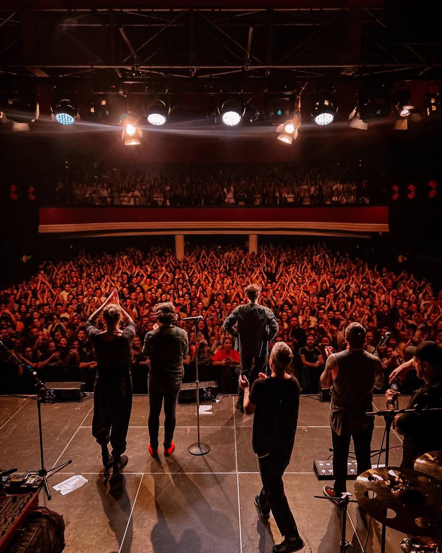 Яким був перший склад "Океану Ельзи": архівний кадр 30-річної давнини вразив мережу