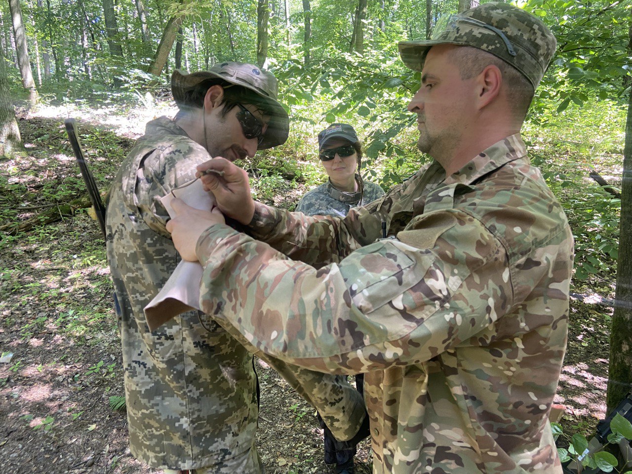 Защитники столицы. Как под Киевом учат стрелковому делу и азам такмеда