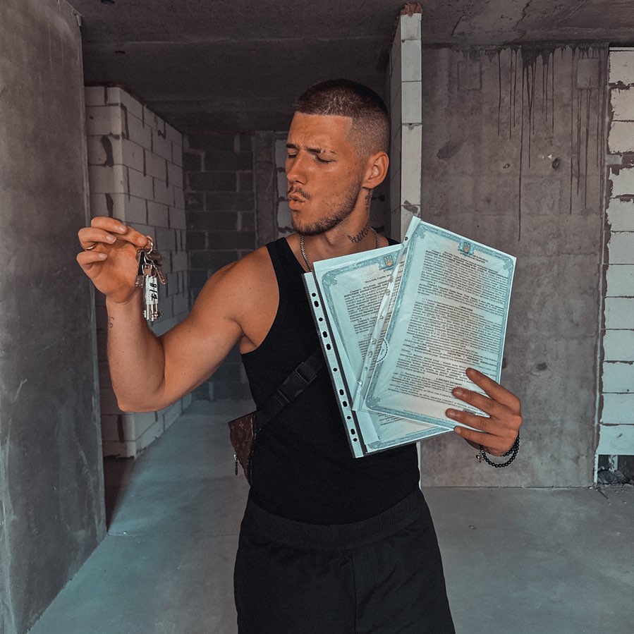 Потерял 36 миллионов. Экс-муж Тринчер пожаловался на проблемы с деньгами