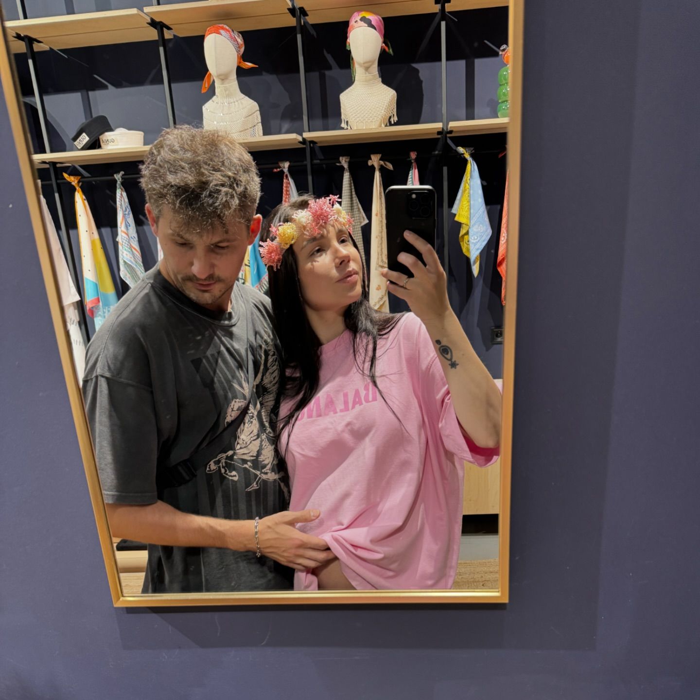 Кот і Татарінцева вперше показали новонароджену донечку: зворушливі чорно-білі кадри