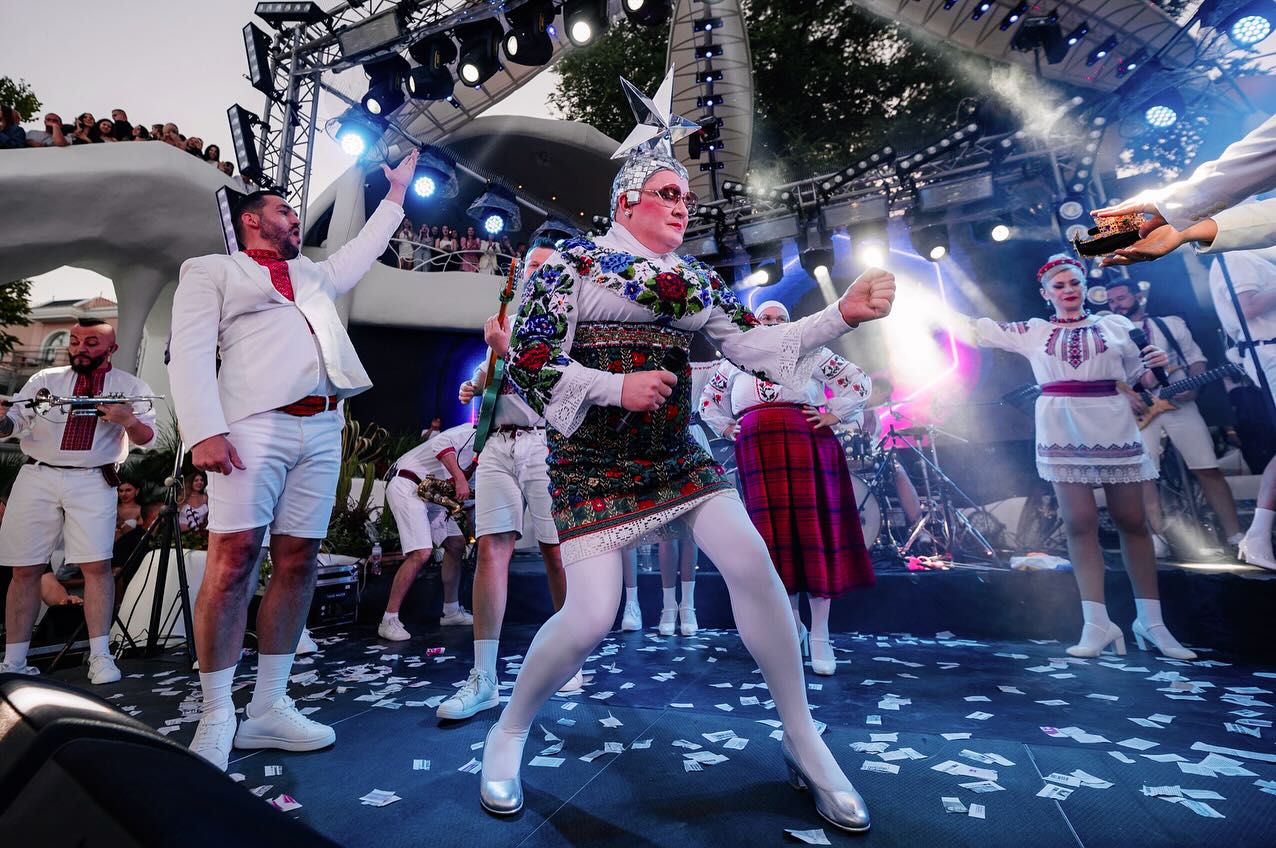 "Красивий і непересічний": Данилко показав, як виглядав у юності