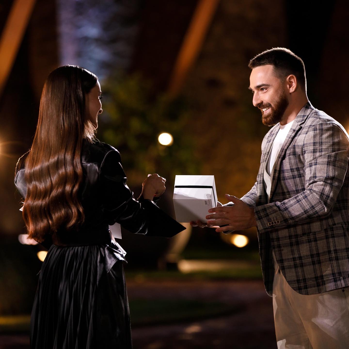 Фіналіст "Холостячки" зачарував рідкісними кадрами зі своїм сином та відверто розповів про батьківство (відео)