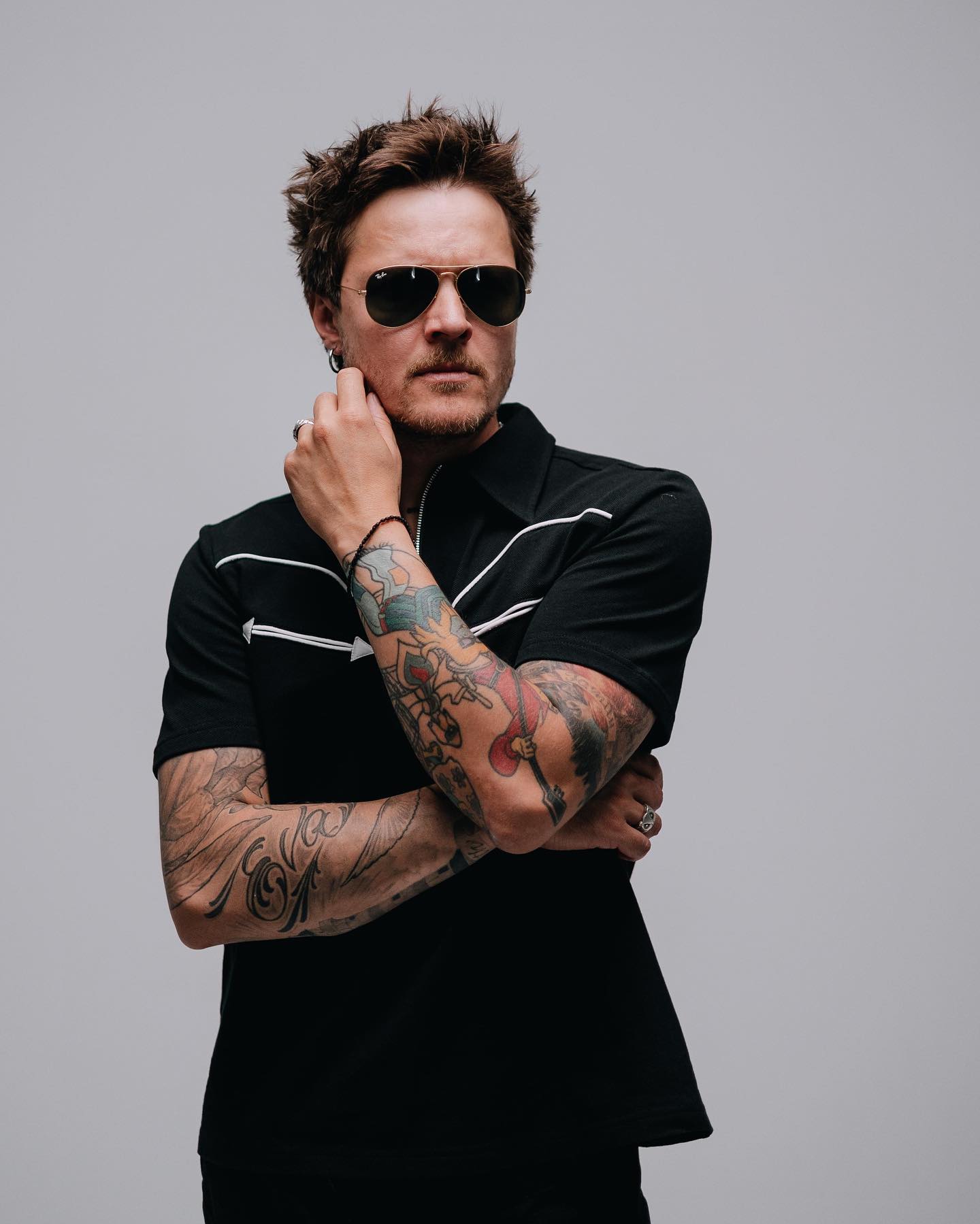 Відомий співак вперше розповів про побачення з Соловій: "На руках виносив із клубу"