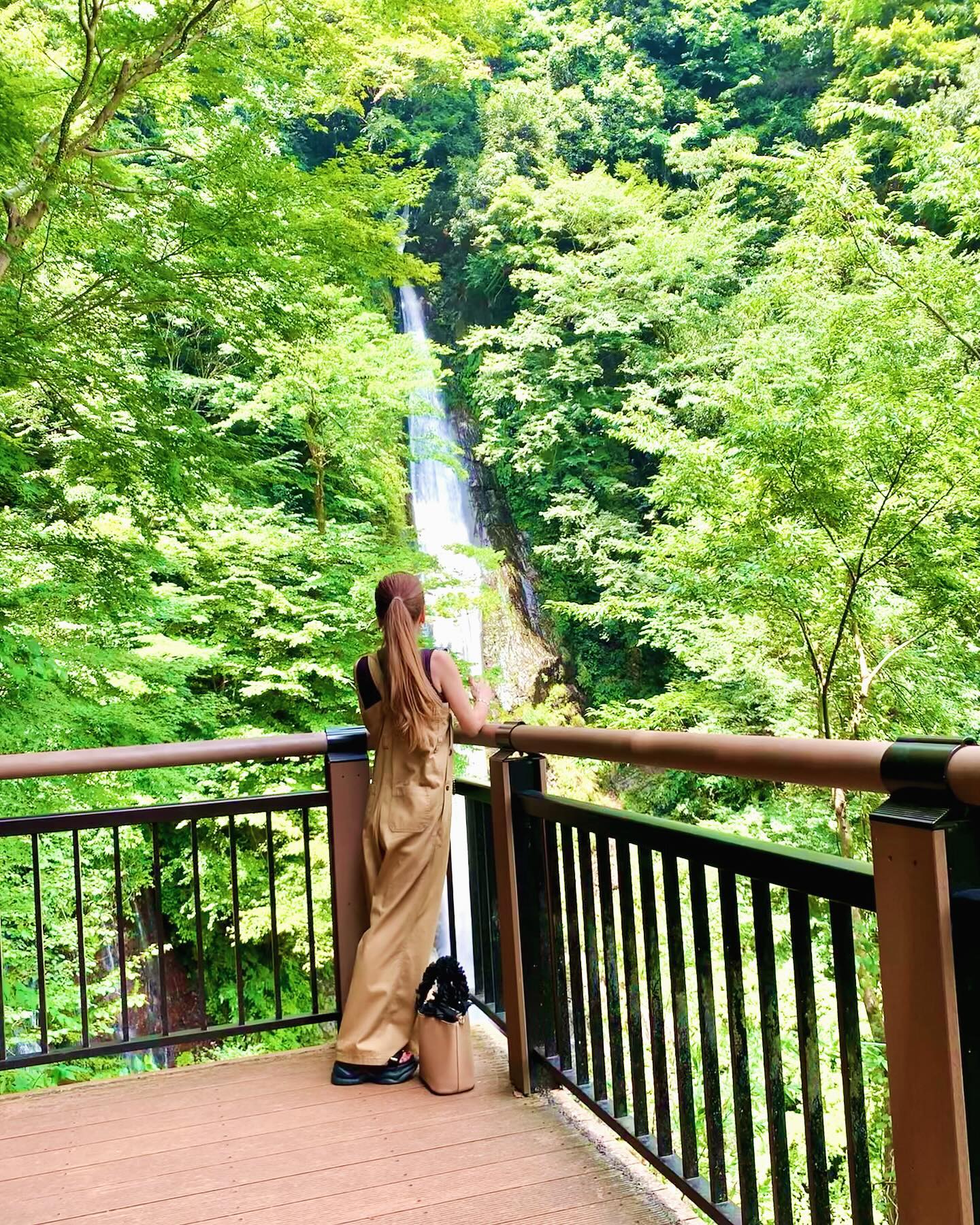 Трендовая находка этого лета. Модные комбинезоны, которые поразят вас своей практичностью